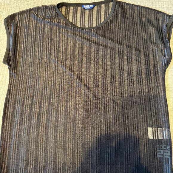 Black striped mesh cropped t-shirt - Picture 1 of 4